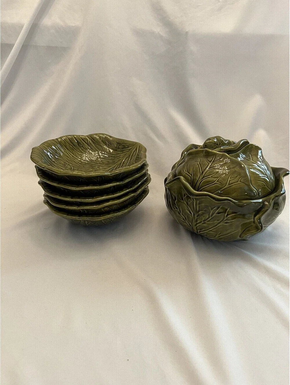Vintage 1971 Holland Mold Green Cabbage Shaped Tureen with Bowls